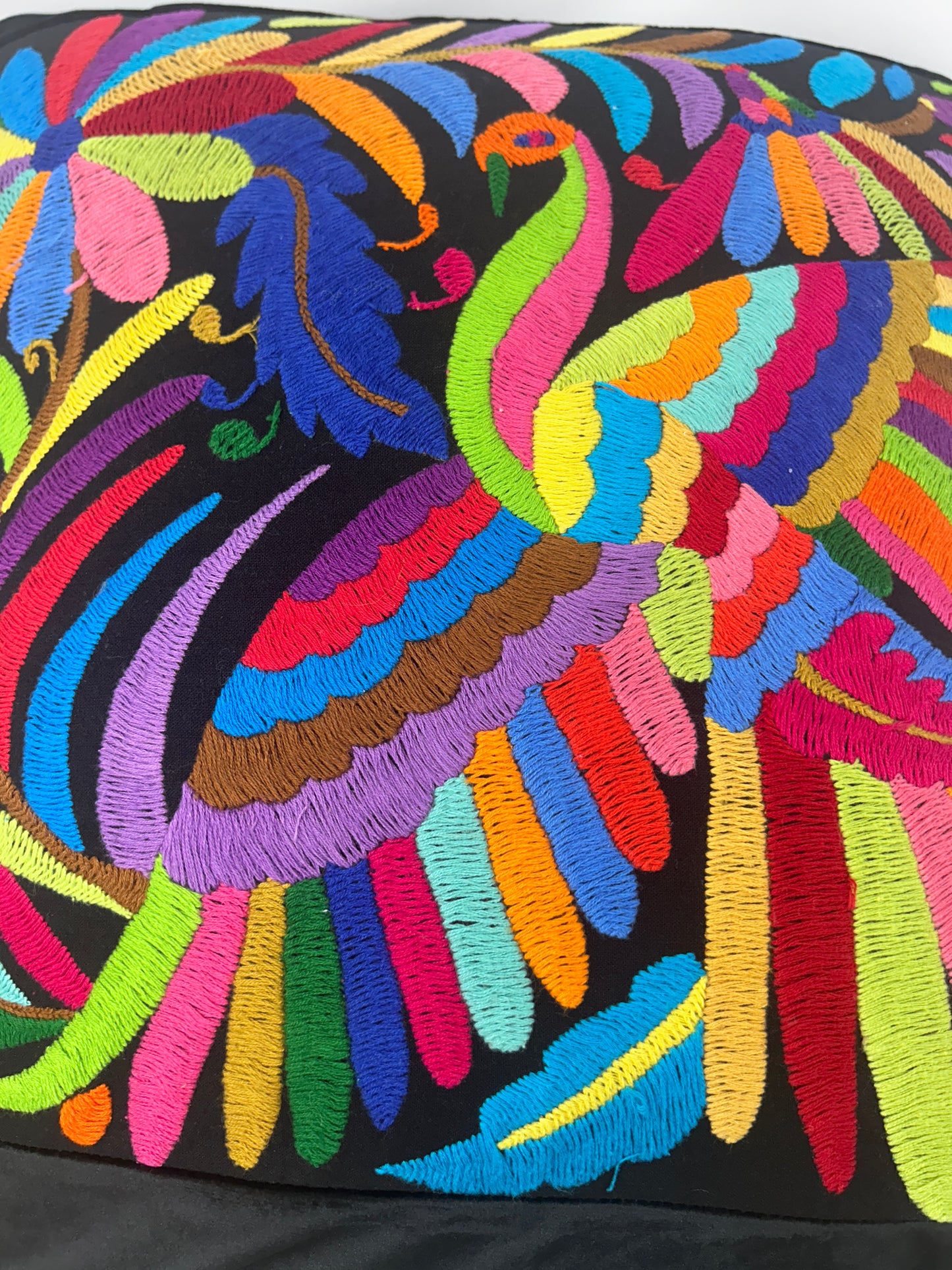Hand-Embroidered Otomi Pillow Cover – Rainbow & Black - Pipping - 23"x23"
