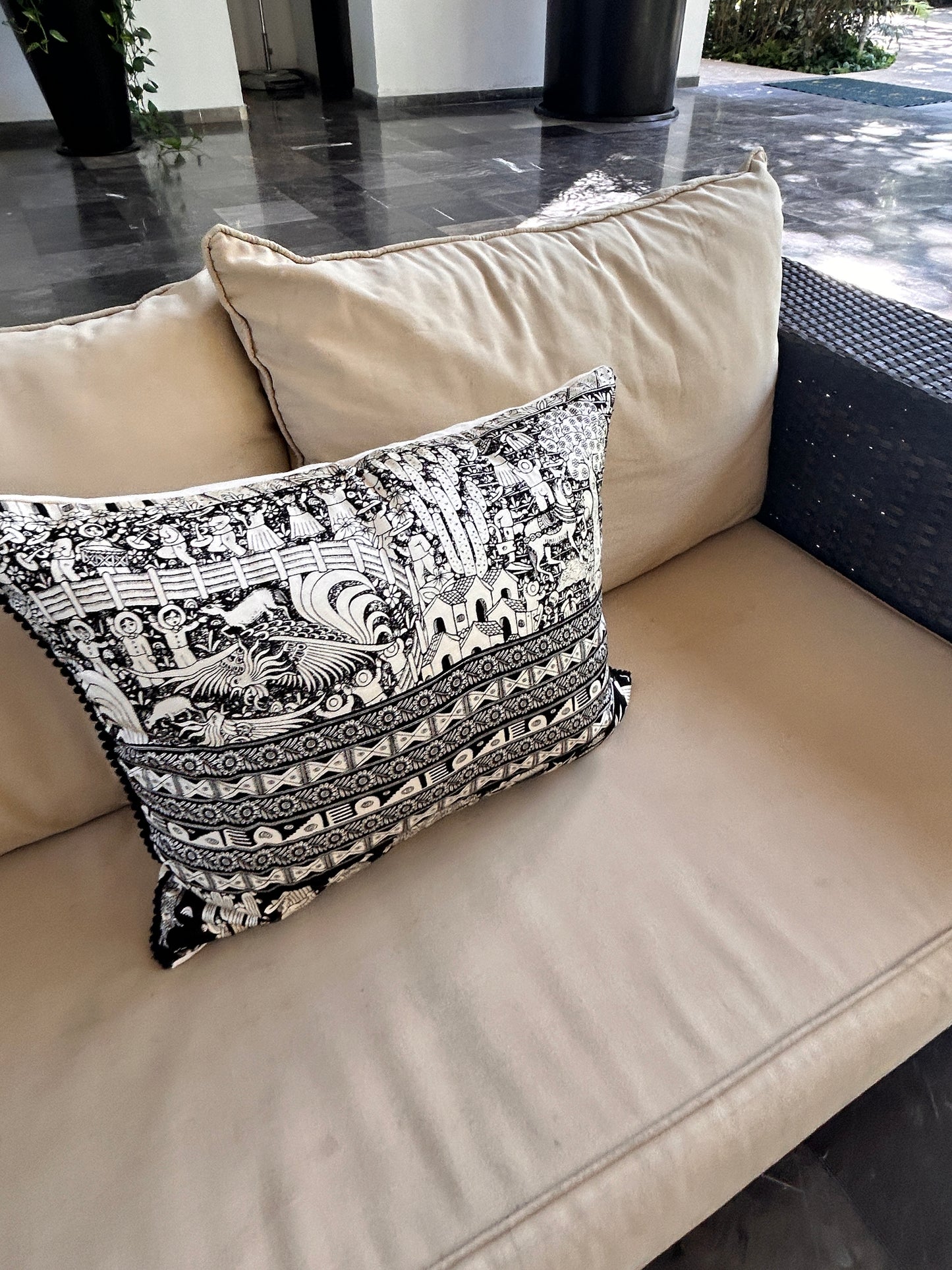 Silk Print Pillow Cover with Pompoms – Black & White 16.5"x20.5"