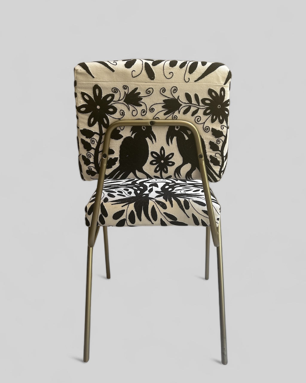 Elegant Hand-Embroidered Otomi Chair – Black & Ivory Upholstery