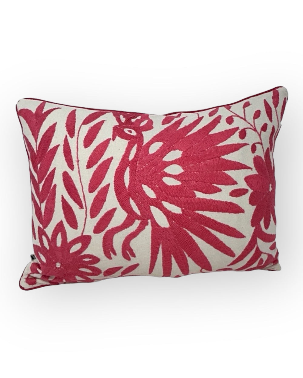 Funda de almohada otomí bordada a mano – Rosa intenso y marfil 33 x 43 cm