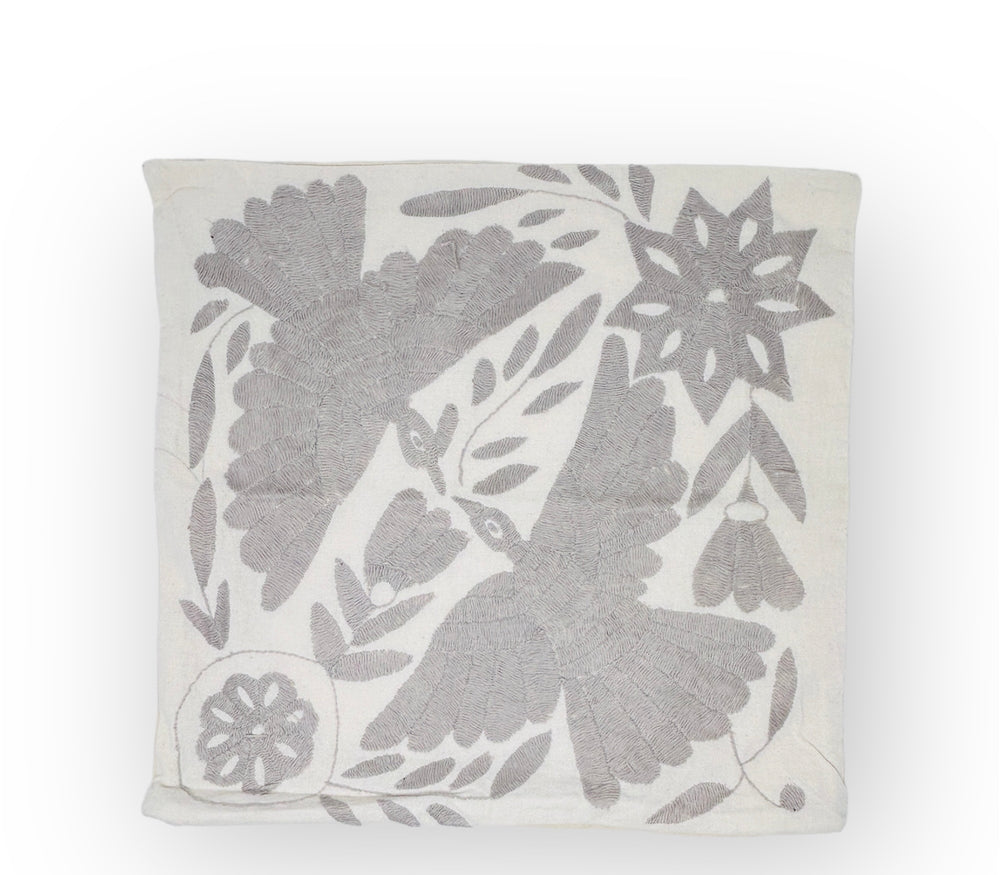 Almohada Otomí Bordada 13"x18" – Colores y Diseños Variados | Decoración Textil Mexicana Hecha a Mano