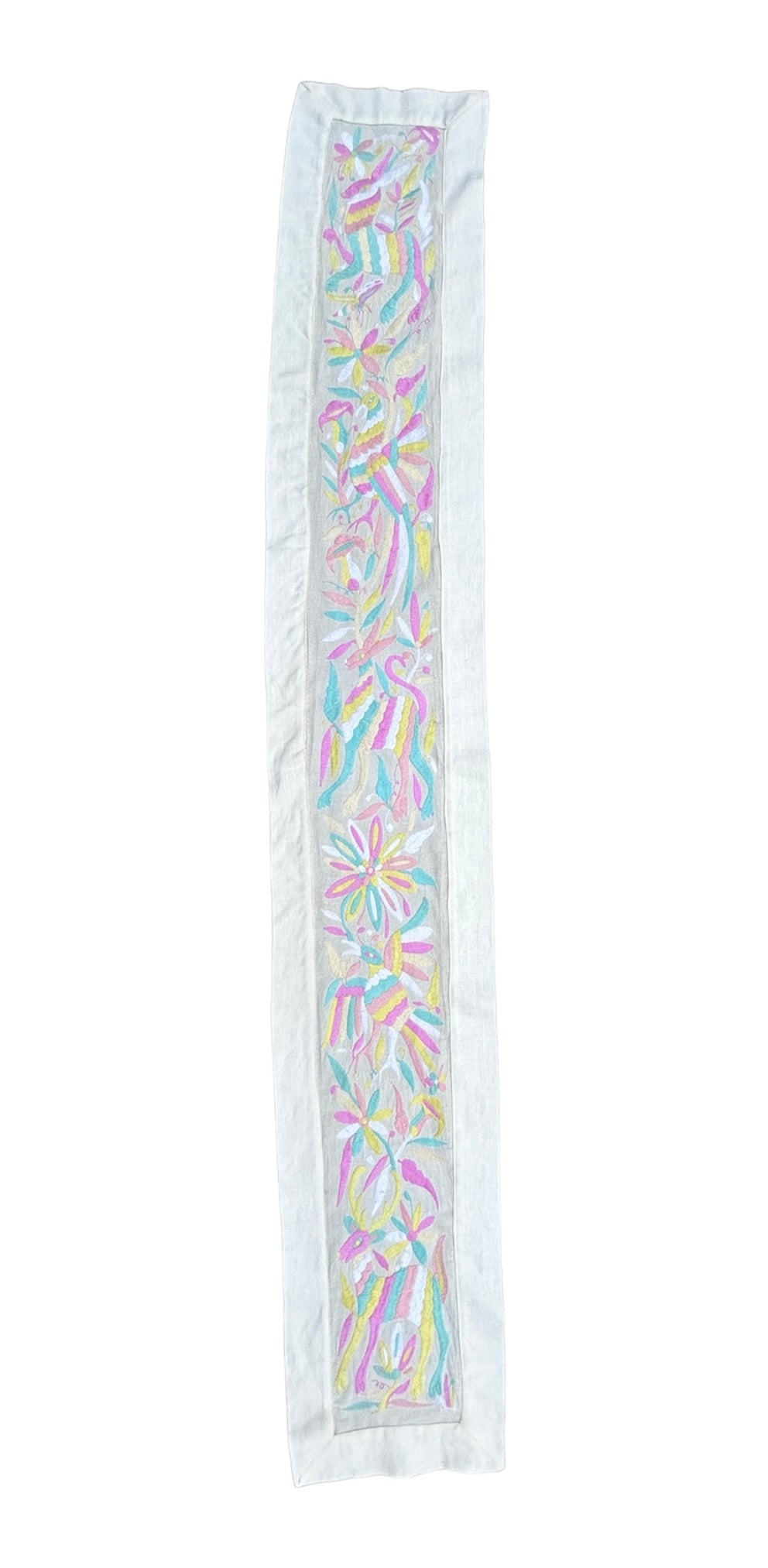 Camino de mesa otomí bordado a mano | Decoración textil mexicana | Camino de mesa largo hecho a mano | Multicolor pastel sobre tela de algodón color marfil | 12.5 x 78 pulgadas