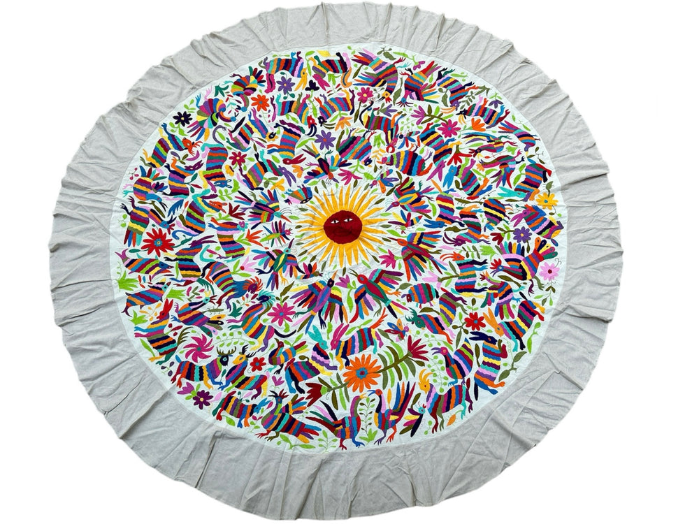 Mantel redondo bordado Otomi de 90" | Bordado Multicolor o Negro | Textil Mexicano