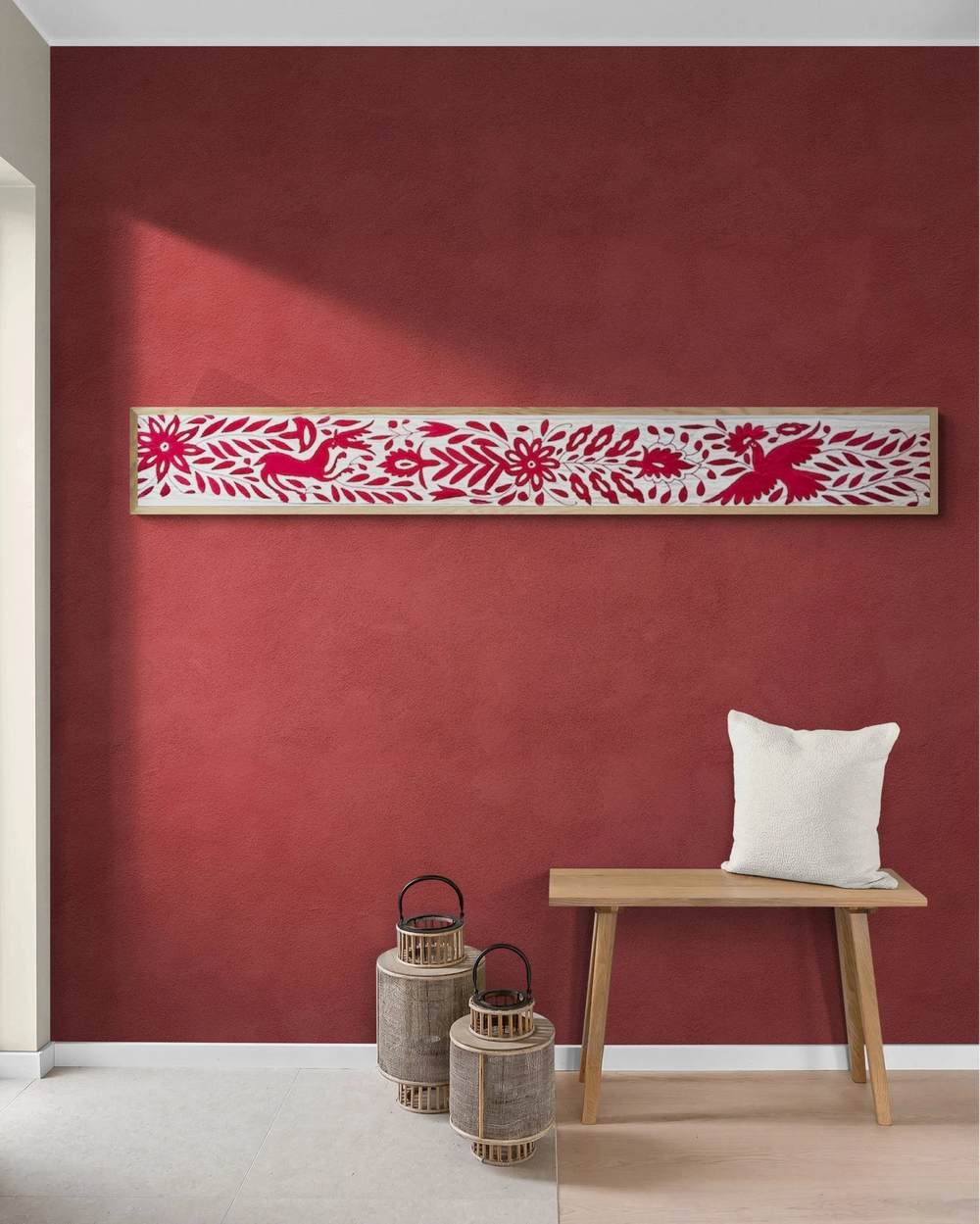 Camino de mesa Otomí bordado a mano de 19 x 188 cm – Bordado rojo y marfil | Decoración textil mexicana hecha a mano