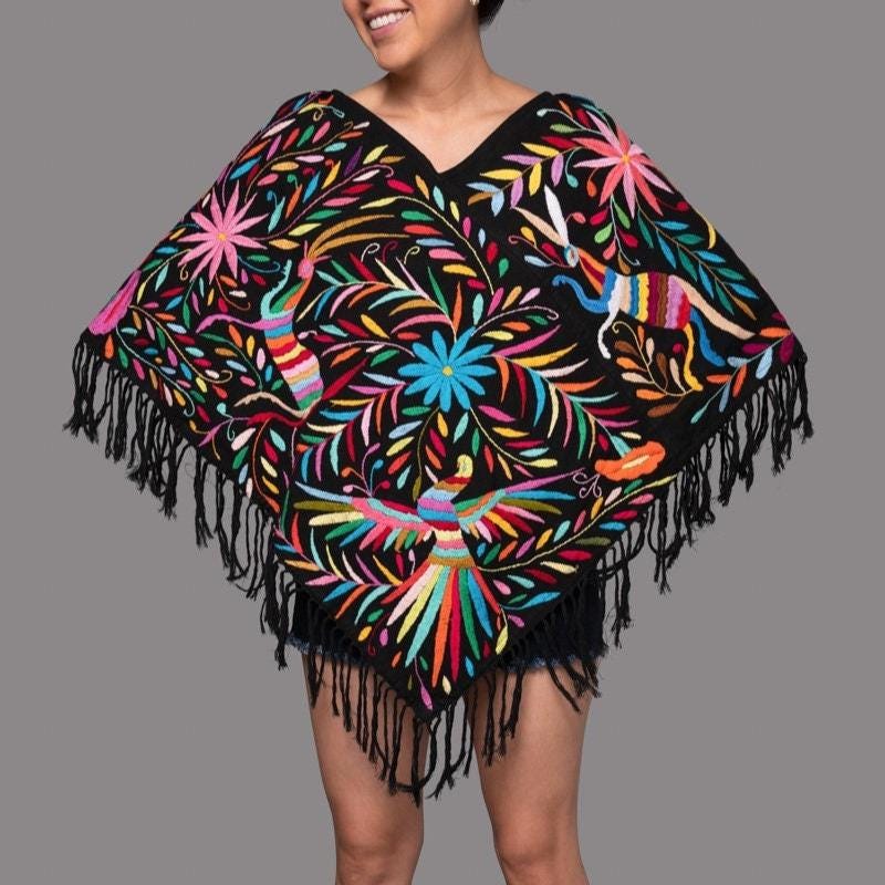 Poncho Capelet | Boho Embroidery | Shawl Poncho | Artistic Clothing | Otomi Multicolor & Black poncho from Tenango de Doria